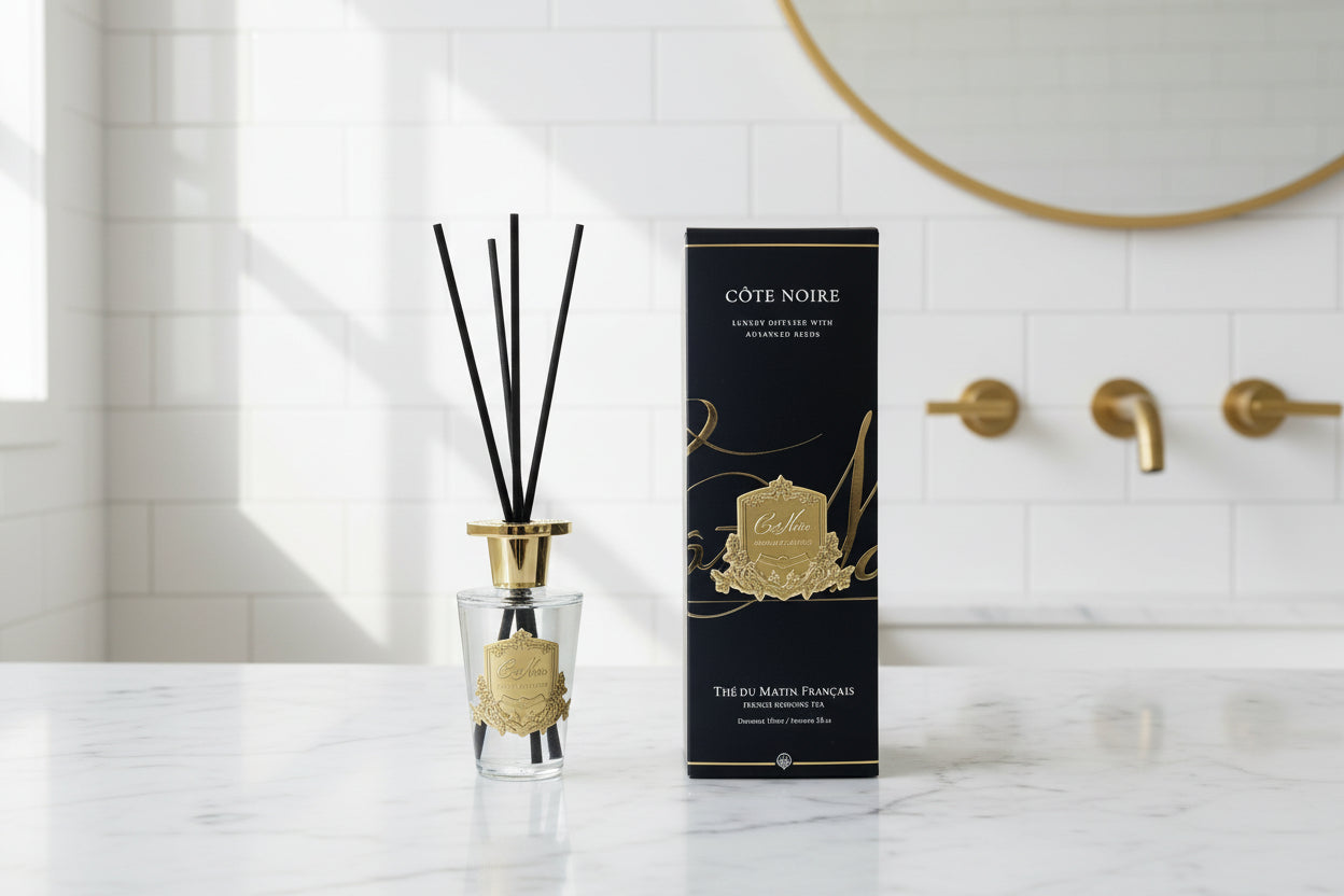 Côte Noire diffuser with packaging on a white background
