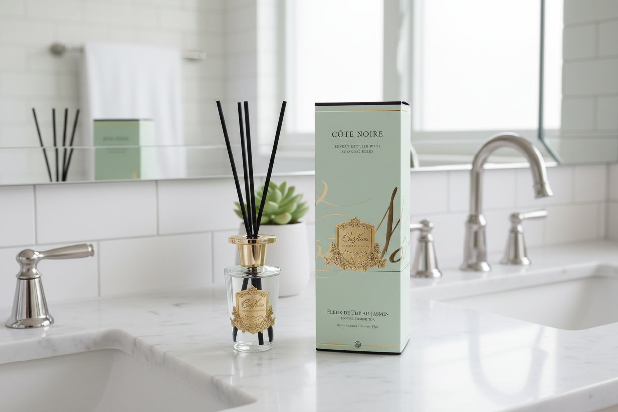 Côte Noire diffuser with packaging on a white background