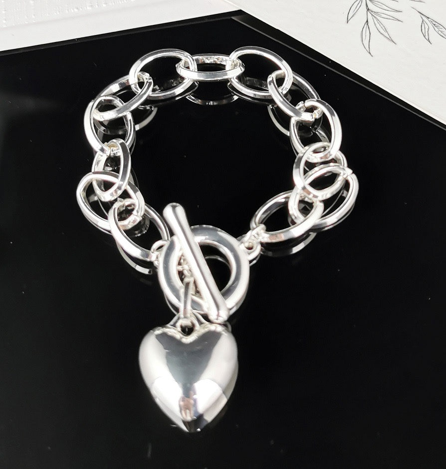 Silver Fashion Open Link Bracelet with Puff Heart and Fob