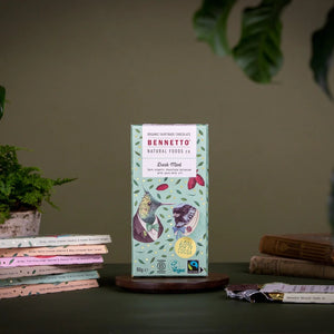 Bennetto Natural Foods co Mint & Cocoa Nibs 80G Chocolate Bar