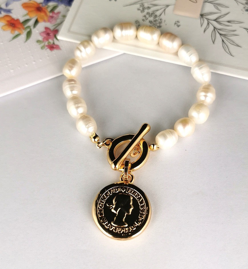Gold Freshwater Pearl Bracelet with Coin Charm