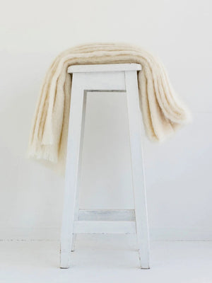 Windermere Mohair - Cream Throw (Allow 48 Hour Turnaround)